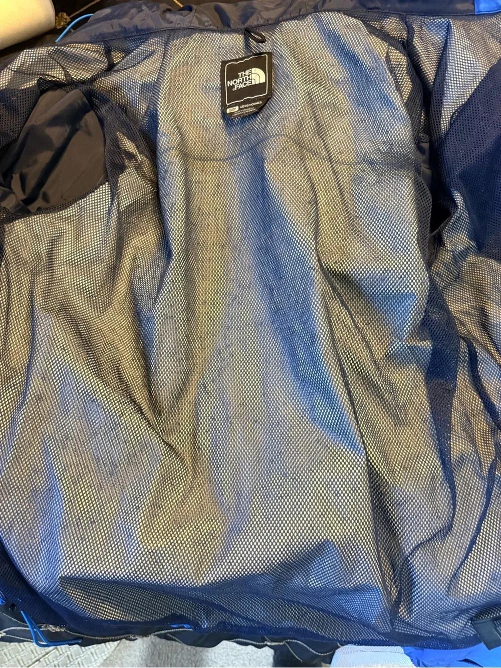 The North Face Men's Hi Vent Hooded Blue Rain Coat